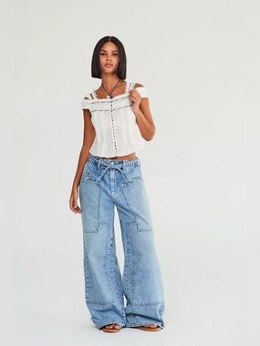NWOT Free People Crvy Outlaw Mid-Rise Wide Leg Jeans Size Extra Small